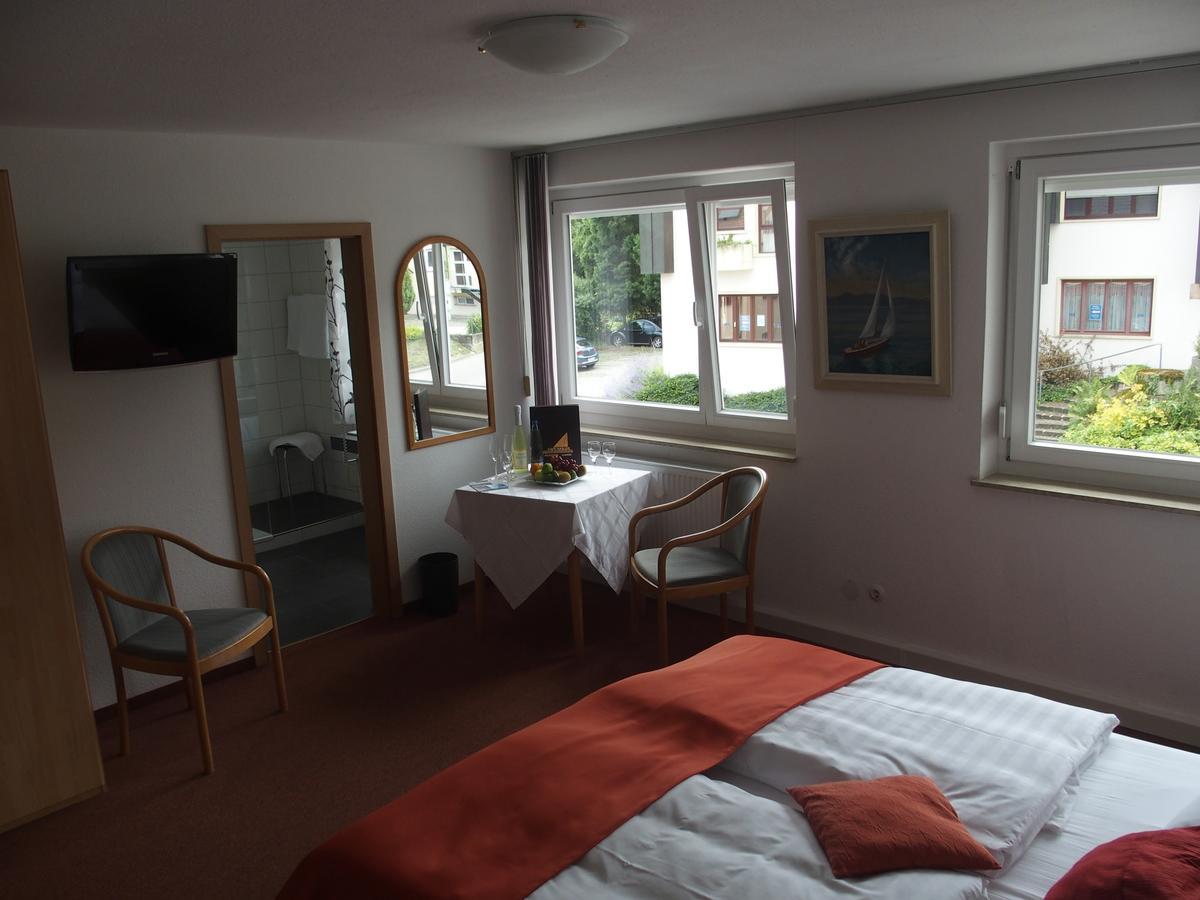 Hotel Pension Cafe Hasler Бодман-Людвигсхафен Экстерьер фото