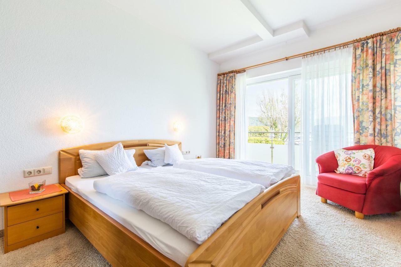 Hotel Pension Cafe Hasler Бодман-Людвигсхафен Экстерьер фото